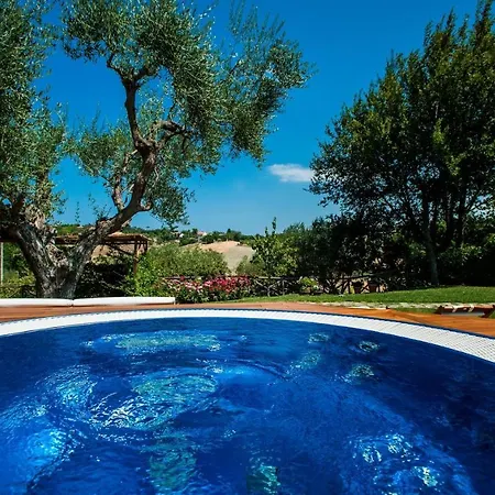 Independent House With Pool * San Costanzo