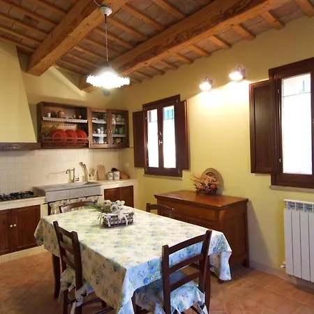 Independent House With Pool San Costanzo